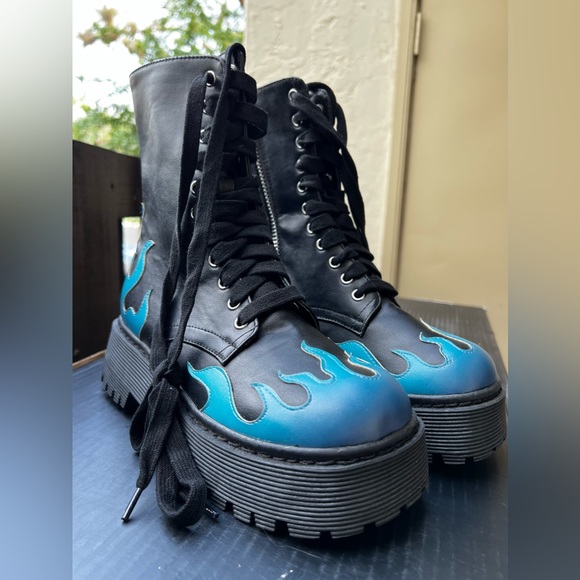 RARE! Dolls Kill Current Mood Blue Flame Combat Boots - Picture 2 of 16